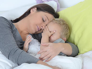 Kinderärzte warnen vor Einschlafhilfe Melatonin in Gummibärchen
