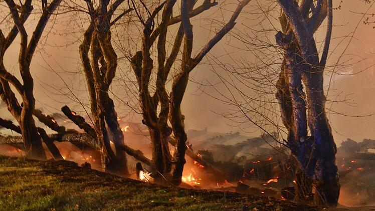 Feuer im Kloster Maria Bildhausen.  Foto: Hanns Friedrich