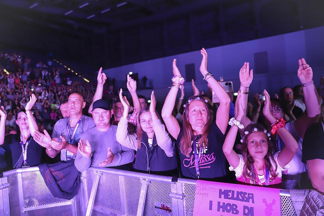 Melissa Naschenweng live in Hof - Wir haben die besten Bilder vom Konzert!