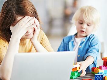 Für viele alleinerziehende Mütter und Väter war die Zeit des Lockdowns eine besonders belastende Zeit. Eine Kur kann hier eine Erleichterung verschaffen.