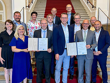 Lichtenfels: Technologietransferzentrum an zwei Orten in Oberfranken in Planung - "Zwei Standorte, zwei Hochschulen, doppelte Kraft" Lichtenfels: Technologietransferzentrum an zwei Orten in Oberfranken in Planung - "Zwei Standorte, zwei Hochschulen, doppelte Kraft"