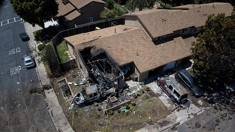 Rockstar und Manager sterben bei Flugzeugabsturz - mehrere Tote