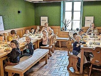 Im Restaurant „Klaushof“ wussten sich die Kinder des Poppenrother Kindergartens zu benehmen.