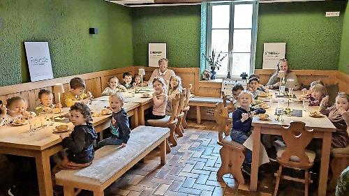 Im Restaurant „Klaushof“ wussten sich die Kinder des Poppenrother Kindergartens zu benehmen.