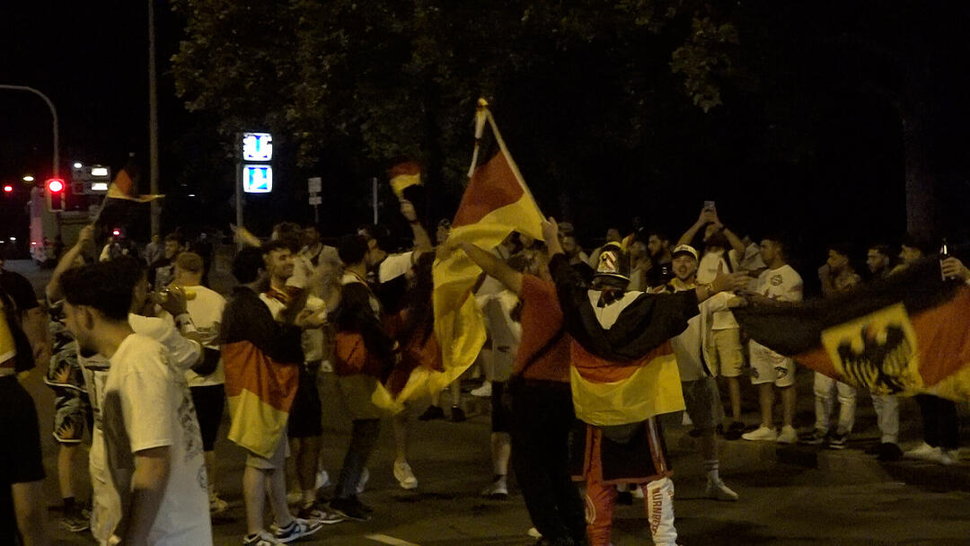 N&uuml;rnberg feiert ausgelassen den Einzug ins Viertelfinale