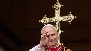 Papst spendet Weihnachtssegen