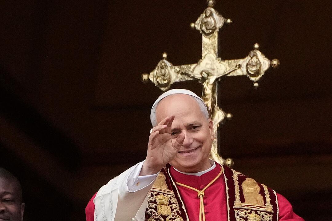 Papst spendet Weihnachtssegen