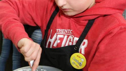 Impressionen vom ersten Kulmbacher Kochduell der Schulen  Foto: Barbara Herbst