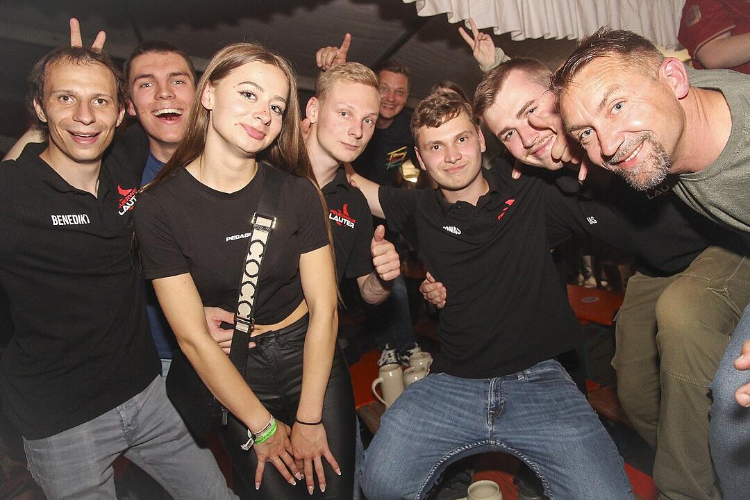 Heavy Volxmusic in Dörfleins!