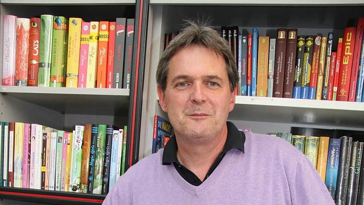 Christoph Hofmann betreibt in der Melkendorfer Straße seine Buchhandlung.