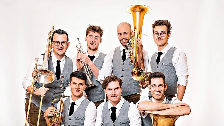 Moderne Blasmusik auf hohem Niveau: Southbrass spielt am ersten Bierwochen-Sonntag von 15 bis 18 Uhr im Stadl.Southbrass