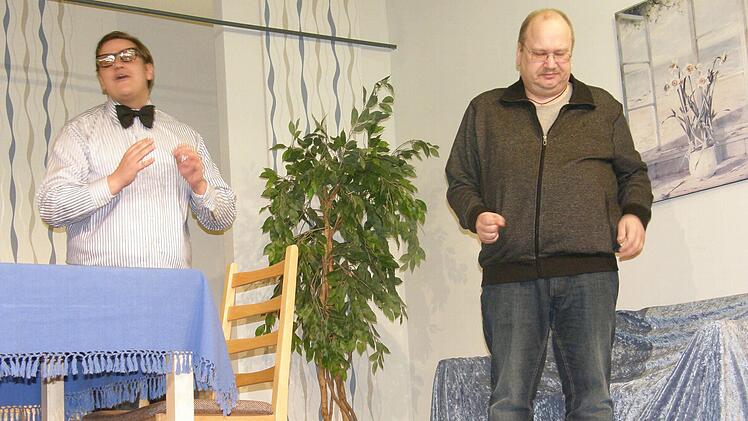 Aufführung der Thundorfer Theatergruppe.Foto: Philipp Bauernschubert