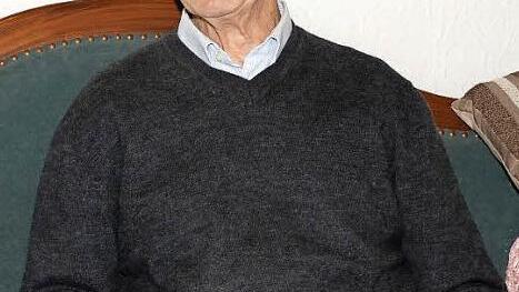 Vital und immer gut informiert: Richard Scholz aus Mainleus feierte bei bester Gesundheit seinen 90. Geburtstag. Foto: Karl Klippel