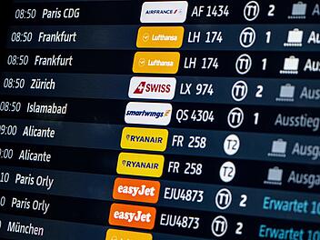 Charterflug bringt rund 140 Afghanen nach Berlin