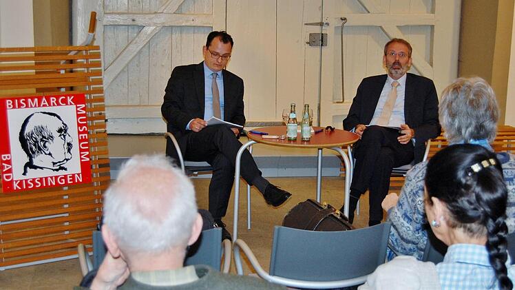 Bei der Lesung aus dem Buch über Bismarck. Foto: Dobschütz