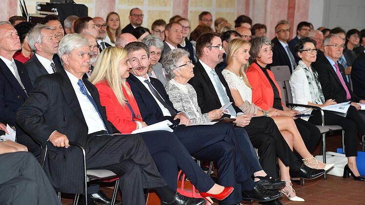 Blick in die OrangerieFoto: Ronald Rinklef