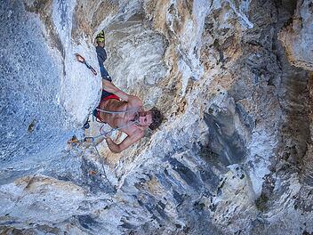 WG: AW: Anfrage Saale-Zeitung