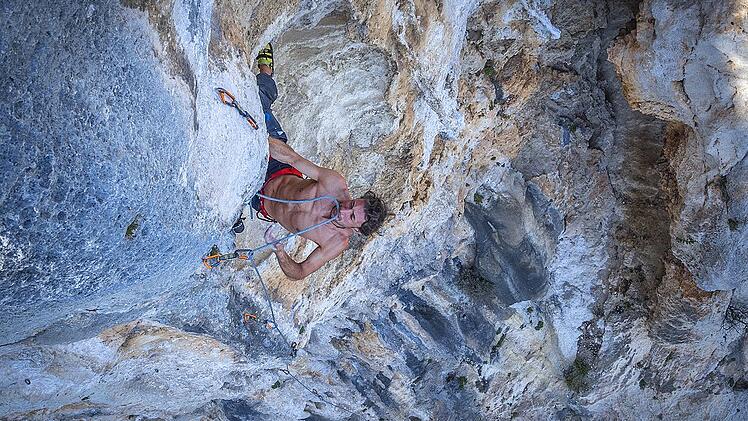 WG: AW: Anfrage Saale-Zeitung