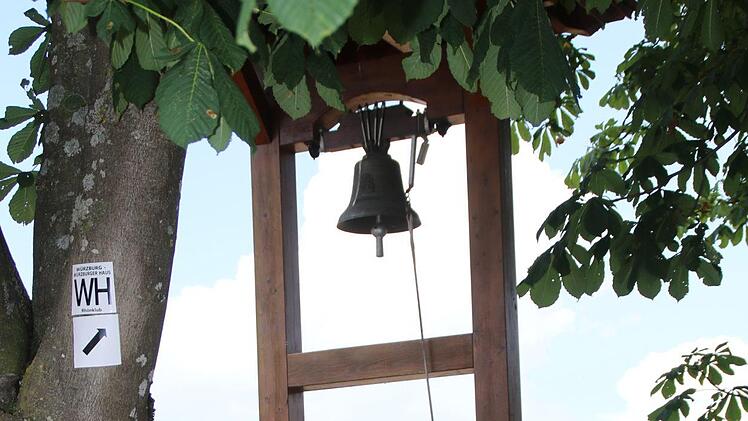 Die Turmglocke an der Kapelle bei Westheim. Foto: Hilmar Ruppert