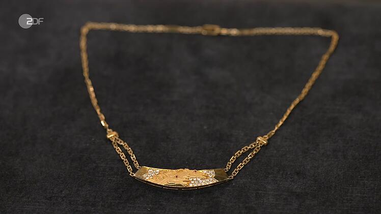 Nina aus Wetter erhoffte sich 5.000 bis 6.000 Euro f&uuml;r ihren Schmuck. Heide Rezepa-Zabel hielt maximal 2.300 f&uuml;r denkbar. Zu wenig f&uuml;r Nina - sie verzichtete auf die H&auml;ndlerkarte.