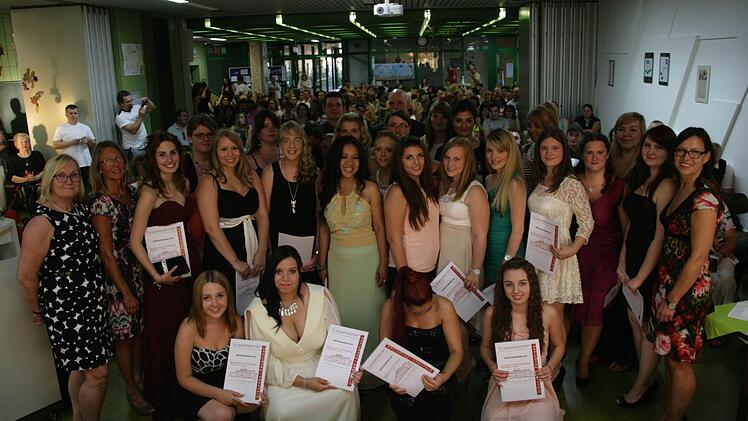 Die staatlich geprüften Kinderpfleger/ innen Foto: Sylvia Hubele