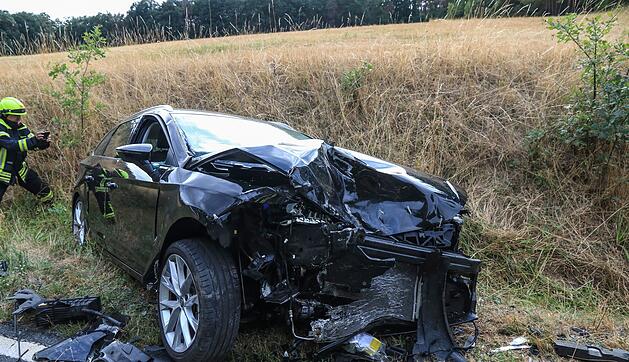 Kreis Bamberg: Auto fährt in Gegenverkehr – Kleinkind auf Rücksitz – Rettungshubschrauber im Einsatz