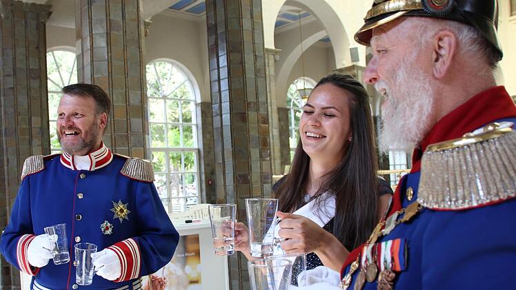Blindverkostung mit Bad Kissinger Heilwassern. Foto: Benedikt Borst