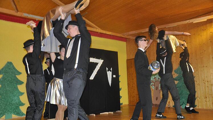 Showtanz der "Beerstreetz Boys" aus Motten. Foto: Petra Heurich