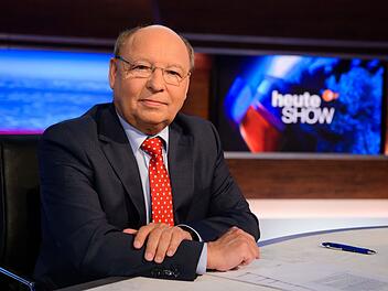 Seit 2009 spielt Hans-Joachim Heist den cholerischen Gernot Hassknecht in der "heute-show". Einige f&uuml;rchteten wegen dieser Rolle sogar um seine Gesundheit, verr&auml;t der 77-J&auml;hrige im Interview.