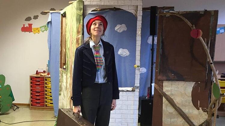 Ein Sonderling geht auf Reisen: Das Theaterstück gab einen Impuls zum Thema Sich-in-andere-Einfühlen.Ursula Schüßler