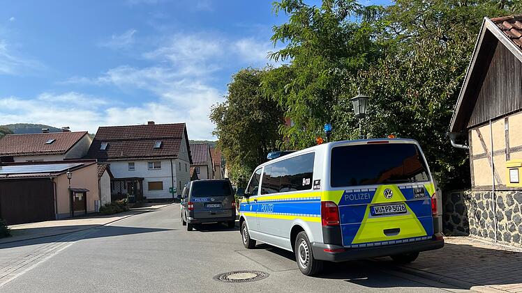 Razzia gegen rechtsextreme "Artgemeinschaft" in Franken