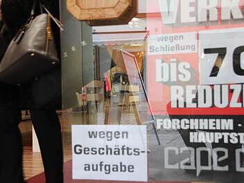 Dieses Modegeschäft in der Hauptstraße 13 schließt Ende des Monats.
