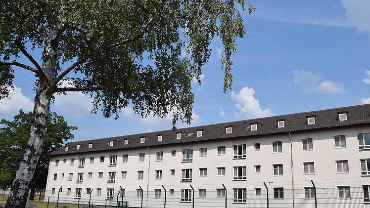 Blick auf eines der noch leer stehenden Häuser der Flynn Area auf dem ehemaligen Kasernengelände. Foto: Ronald Rinklef