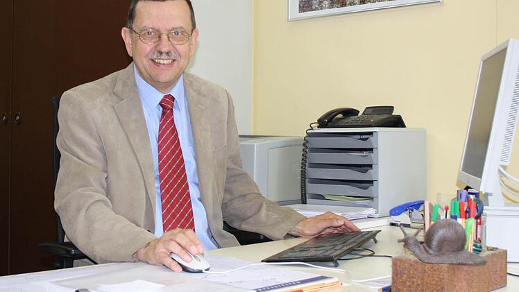 2010: Horst Karch verlässt die Realschule Bad Brückenau und wird MB in Würzburg. Foto: Ralf Ruppert