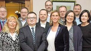 Dieser teils neu gewählte Vorstand wird die Geschicke des CSU Ortsverbandes Rödental künftig leiten.  Fotos: Edwin Meißinger