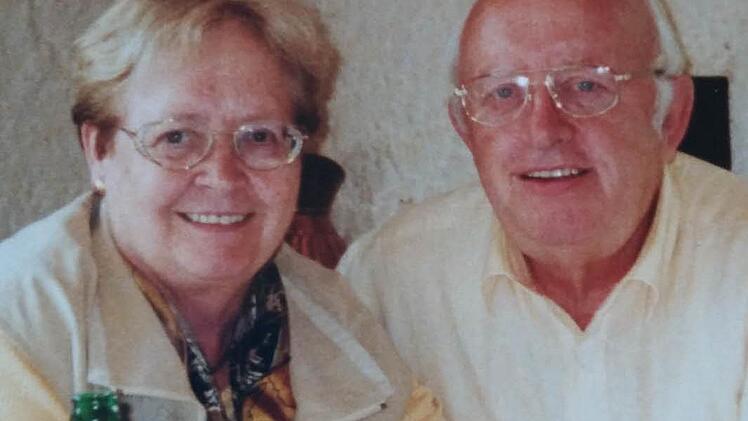 In W&uuml;rzburg war kein Zimmer frei, aber in Kissingen: Rita und Paul Hoffmann. Foto: Thomas Menke