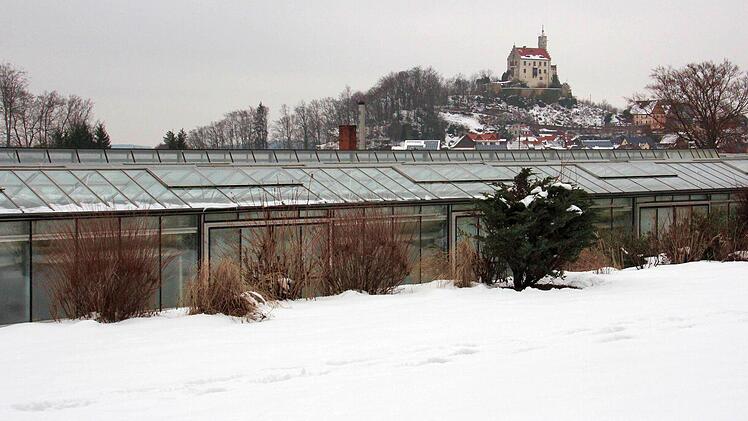 Draussen Schnee, ...