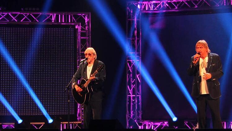 Einzigartig auch die Lichtshow der Amigos. Foto: Sonny Adam