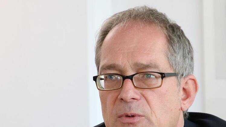Uni-Präsident Stefan Leible rechnet damit, dass nach Kulmbach etwa 1000 Studenten kommen.