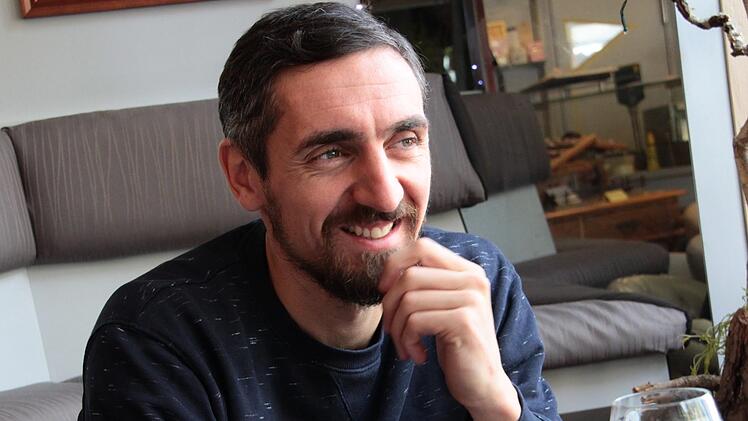 Roberto Hilbert, Ex-Fußballprofi aus Forchheim: "Ich erwarte ein Duell auf höchstem Niveau, fußballerisch wie taktisch. Ich denke, dass sich die Bayern mit 3:1 durchsetzen, weil sie stabiler und bei ähnlicher individueller Qualität disziplinierter sind. Ich bin neutral, aber da meine Kumpels Julian Draxler und Eric Maxim Choupo-Moting bei Paris spielen, gönne ich ihnen den Sieg." Foto: Josef Hofbauerrup