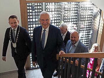 Bayerns Innenminister Herrmann war Ehrengast bei der Rathauseinweihung in Burgebrach.