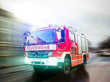 Ein Mann rief ohne in Not oder in Gefahr zu sein die Feuerwehr. Jetzt droht ihm dafür ein Strafverfahren.Symbolfoto: jotily/Adobe Stock
