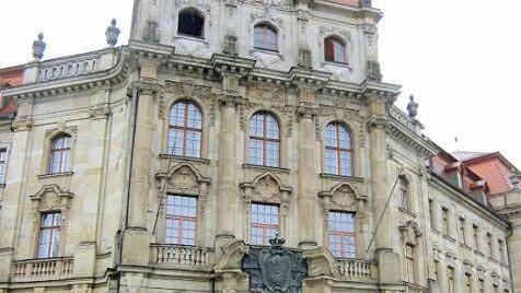 Der Vorwurf des sexuellen Missbrauchs gegen einen Kulmbacher Busfahrer beschäftigt das Landgericht Bayreuth noch länger. Foto: Archiv