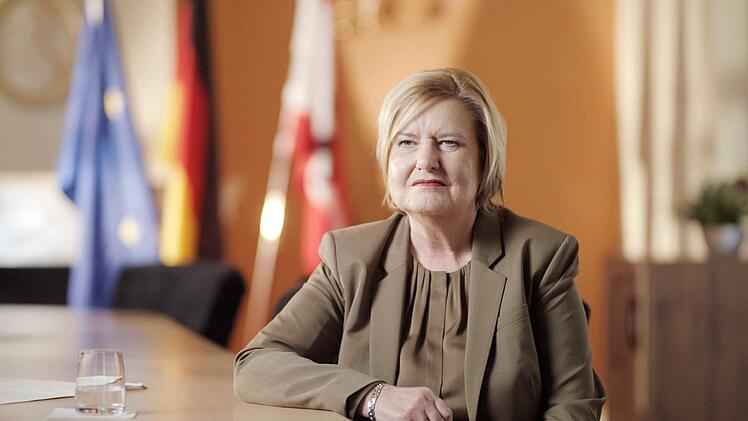 Die SPD-Politikerin Eva H&ouml;gl war von 2020 bis 2025 die Wehrbeauftragte des Deutschen Bundestages.