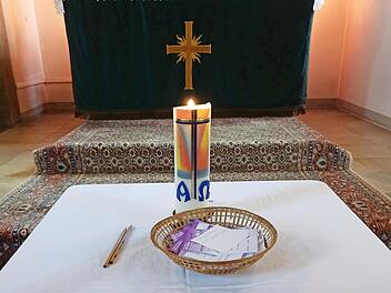 Körbchen mit gesammelten Wünschen in der evangelischen Pfarrkirche von Schwürbitz