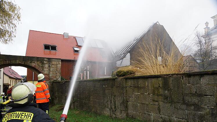 Scheunenbrand in Langendorf. Foto: Arkadius Guzy