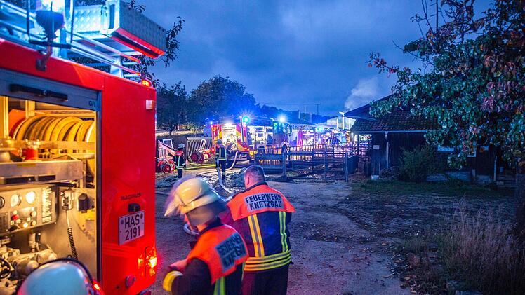 Auf einem Bauernhof in Unterfranken geriet am Montagabend ein Traktor in Brand. Foto: René Ruprecht