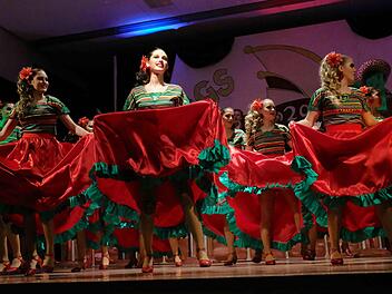 Höhepunkt auf der Tanzbühne war der Showtanz der Großen FGS-Garde "Musketiere" mit ihrem Tanz "Viva Mexico". Foto: Gerd Schaar