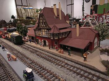 Der Bahnhof Forchheim in der aktuellen Ausstellung im Forchheimer Pfalzmuseum.  Fotos: Josef Hofbauer