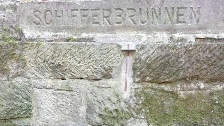 Der Schifferbrunnen ist ein Ausflugsziel mitten im Wald (Stadt Lichtenfels)